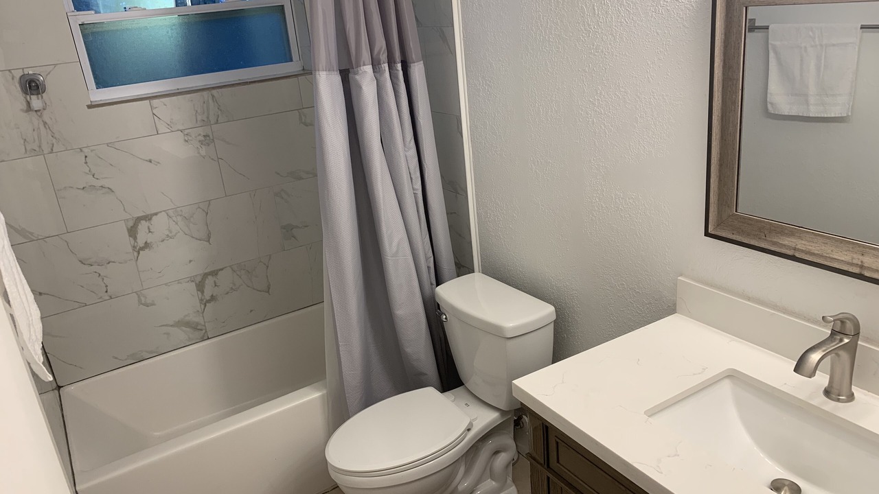 Photo of Bathroom in Okeechobee