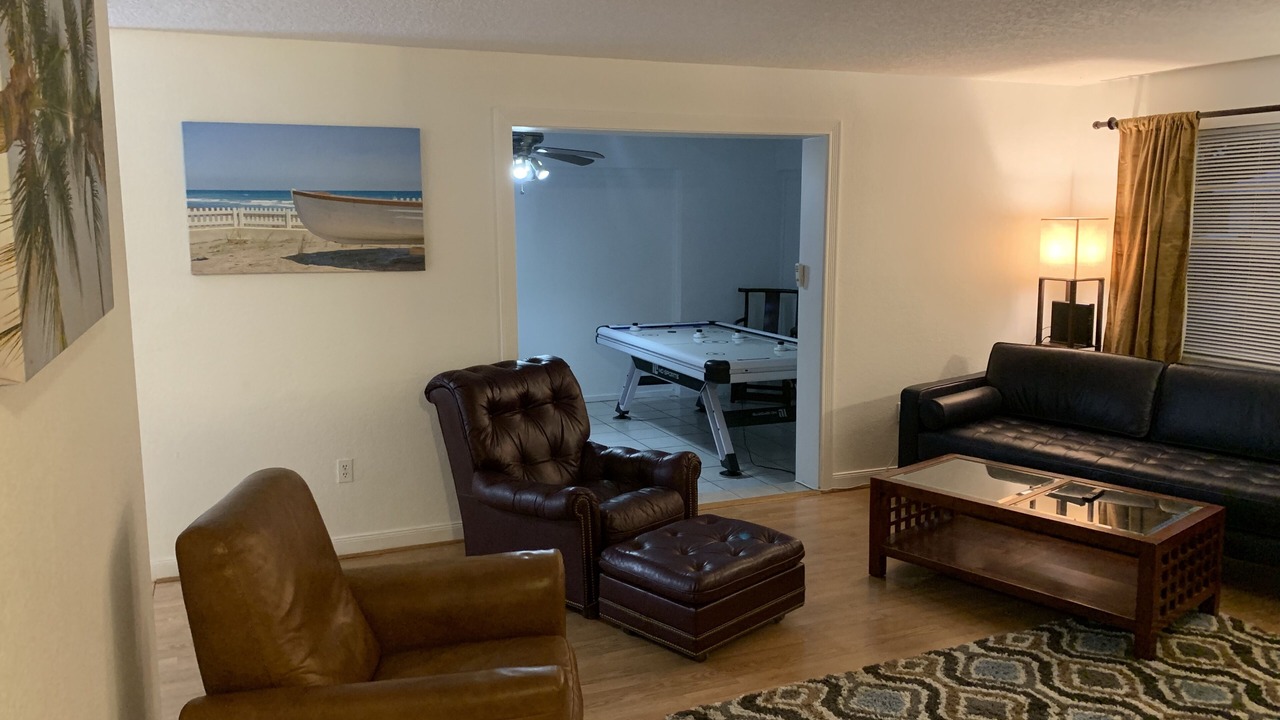 Photo of Livingroom in Okeechobee
