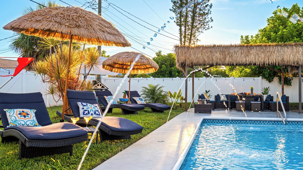 Photo of Outdoor in Tropic Palms