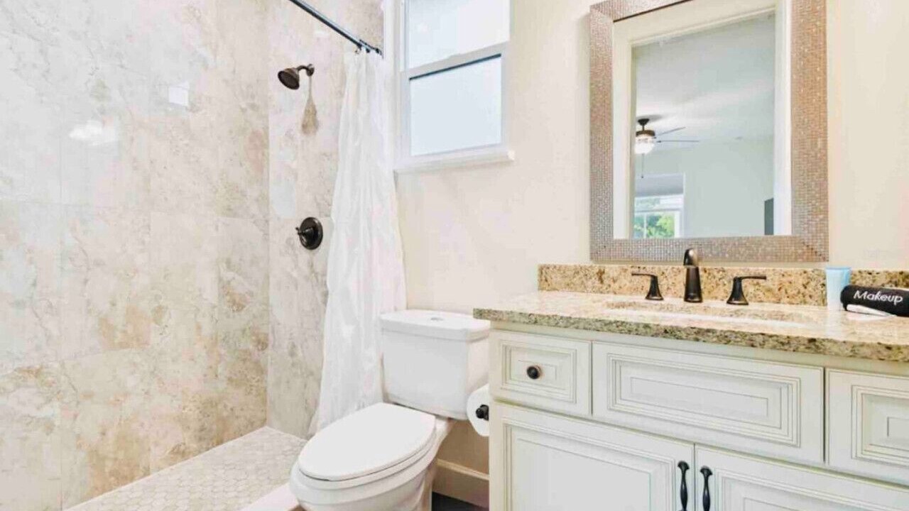 Photo of Bathroom in Gillespie Park