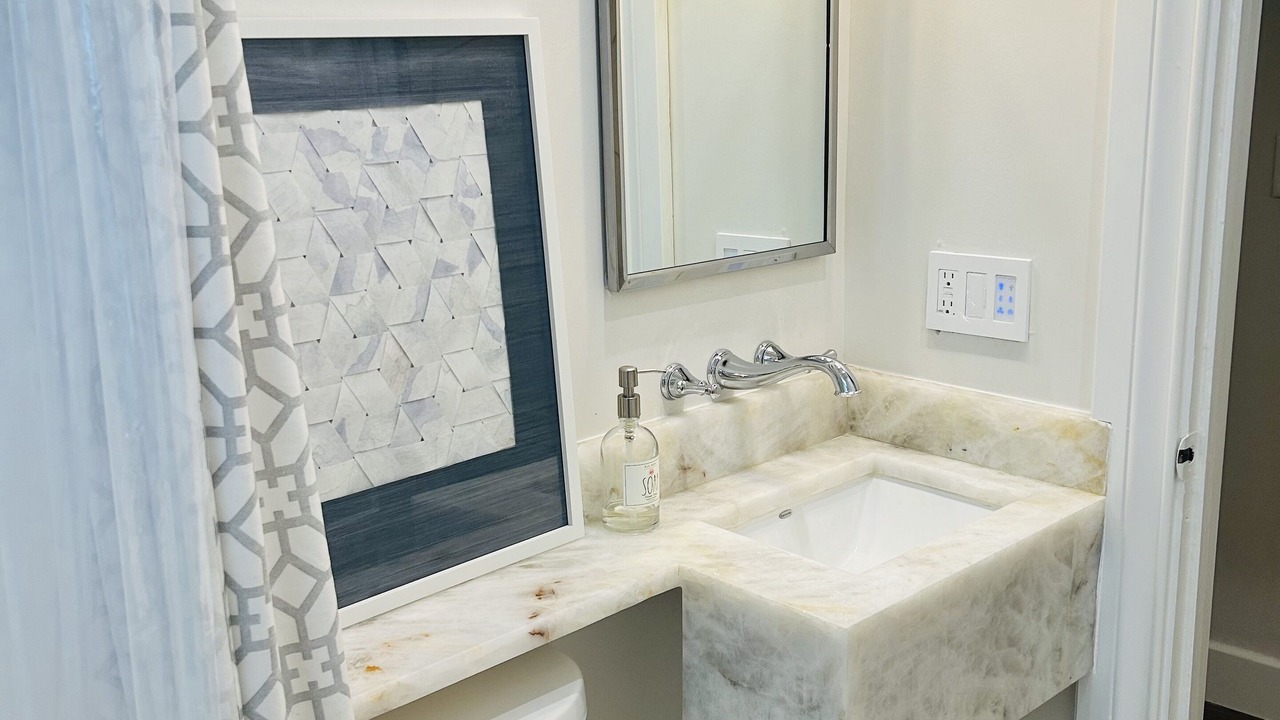Photo of Bathroom in Poiciana Park II