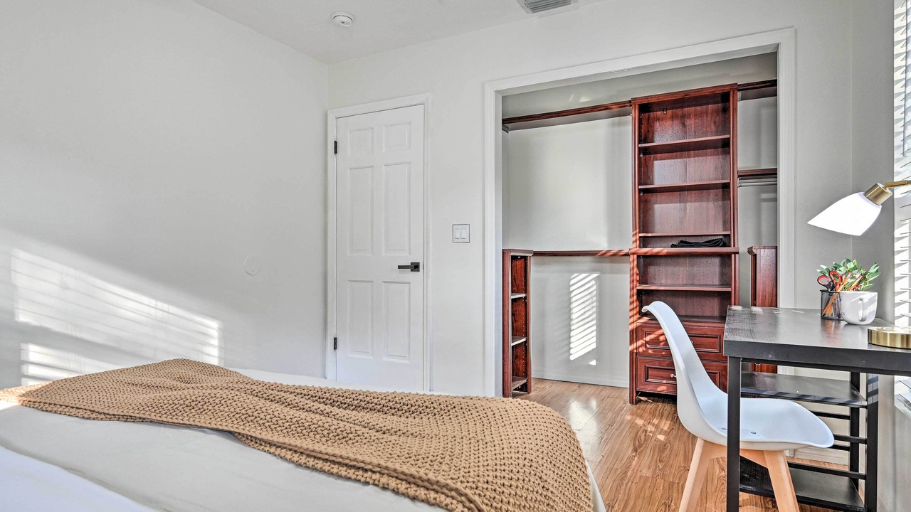 Photo of Bedroom in Limona Improvement