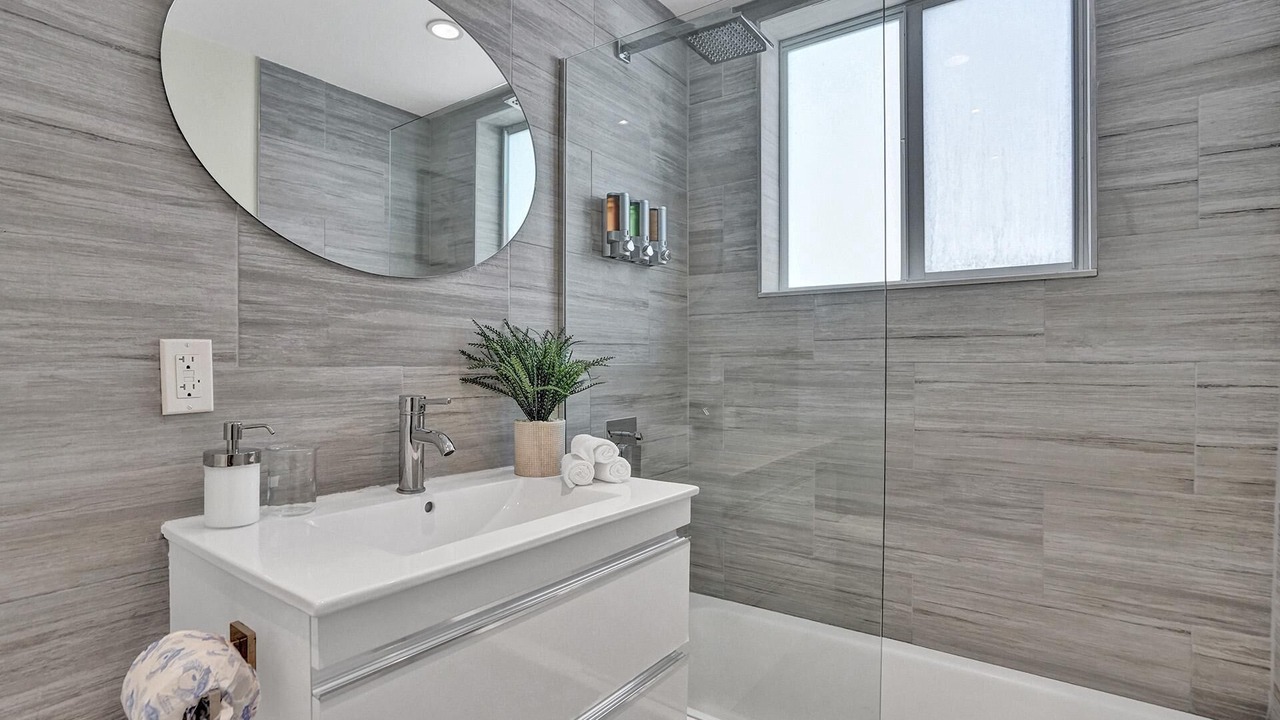 Photo of Bathroom in City Center