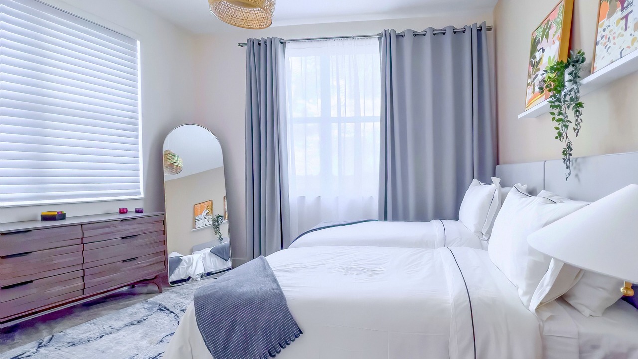 Photo of Bedroom in South Palm Park Neighborhood Association