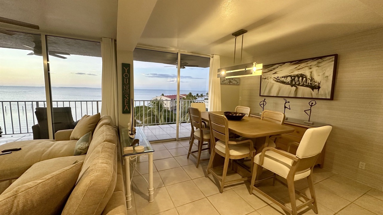 Photo of Livingroom in Islamorada