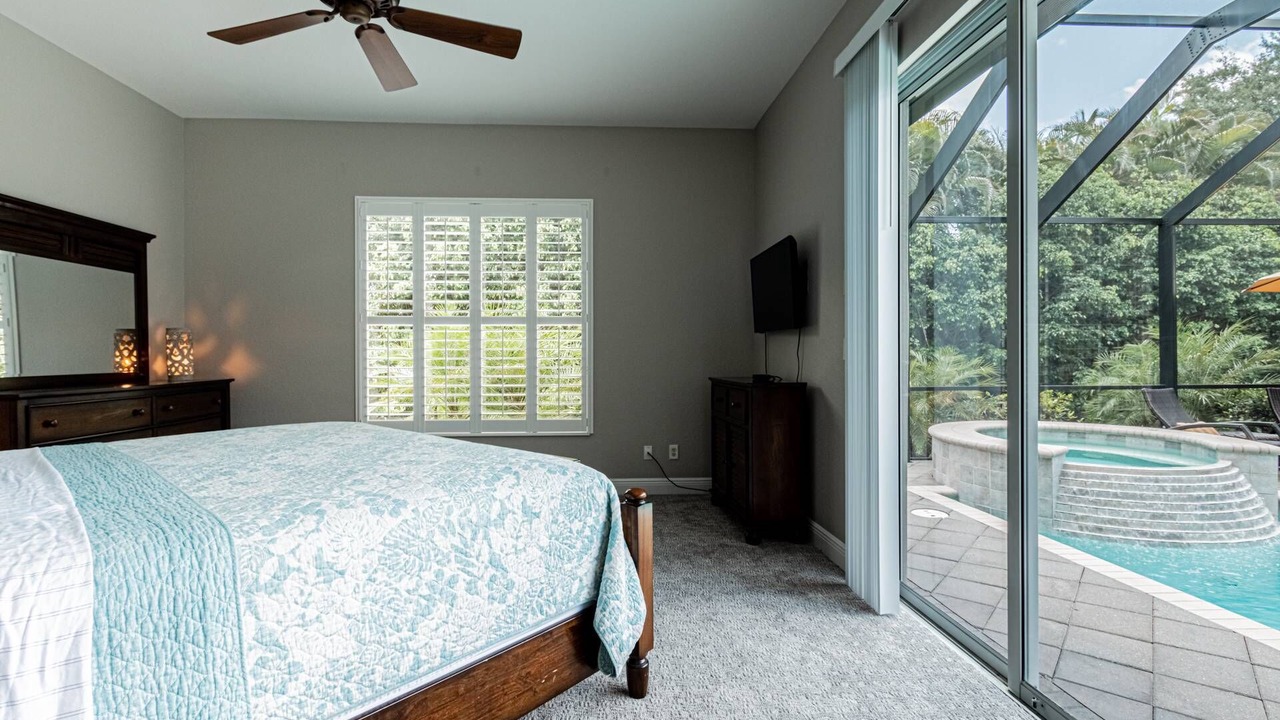 Photo of Bedroom in Central Naples