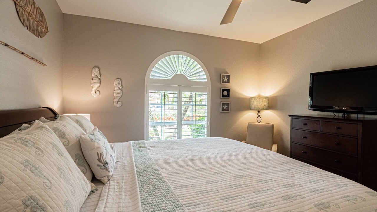 Photo of Bedroom in Central Naples