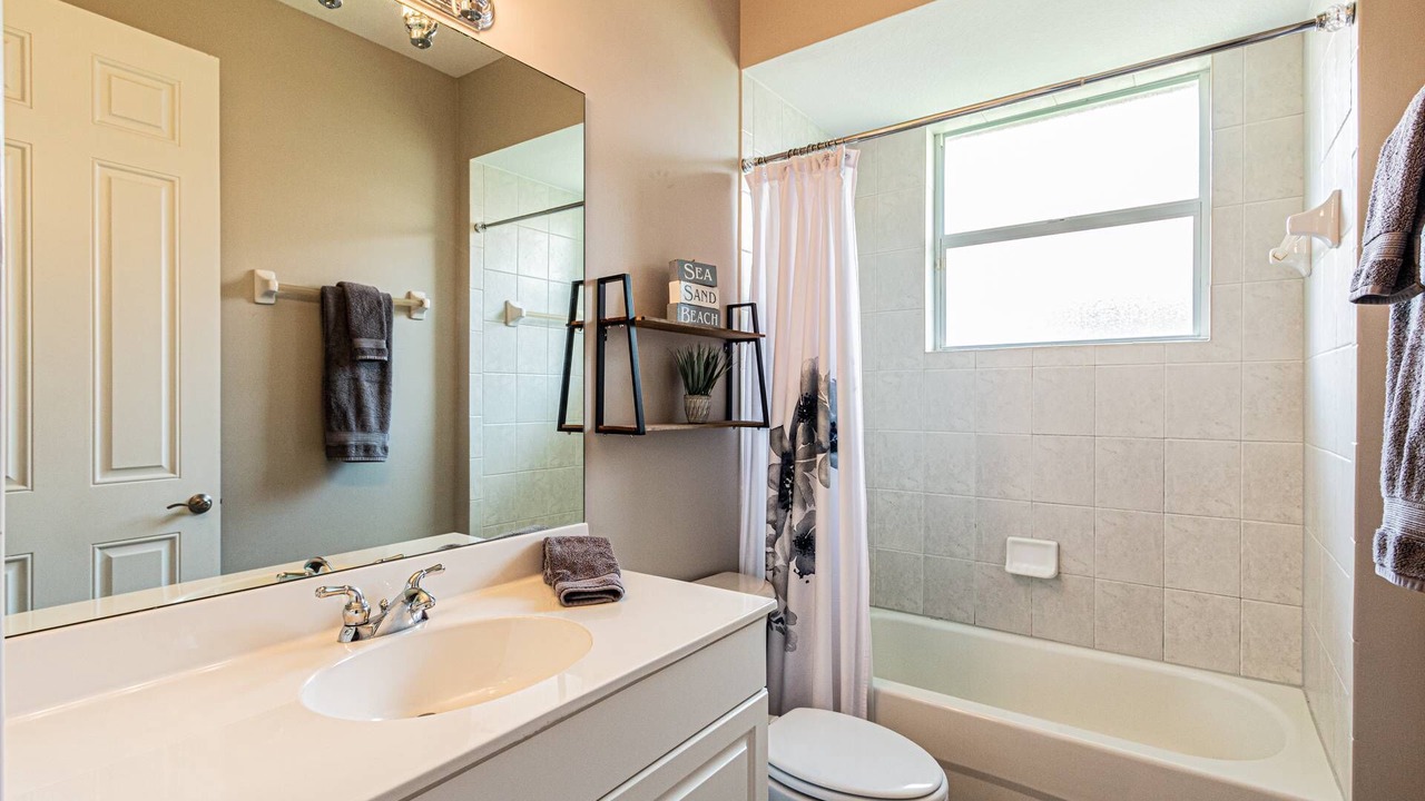 Photo of Bathroom in Central Naples