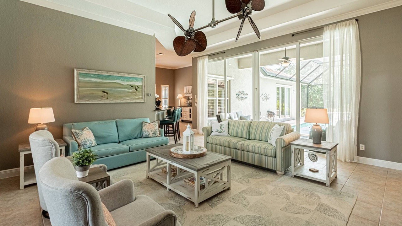 Photo of Livingroom in Central Naples