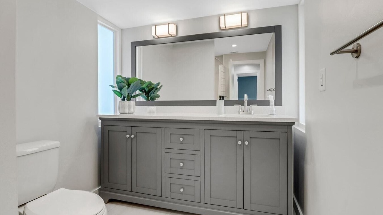 Photo of Bathroom in Central Naples