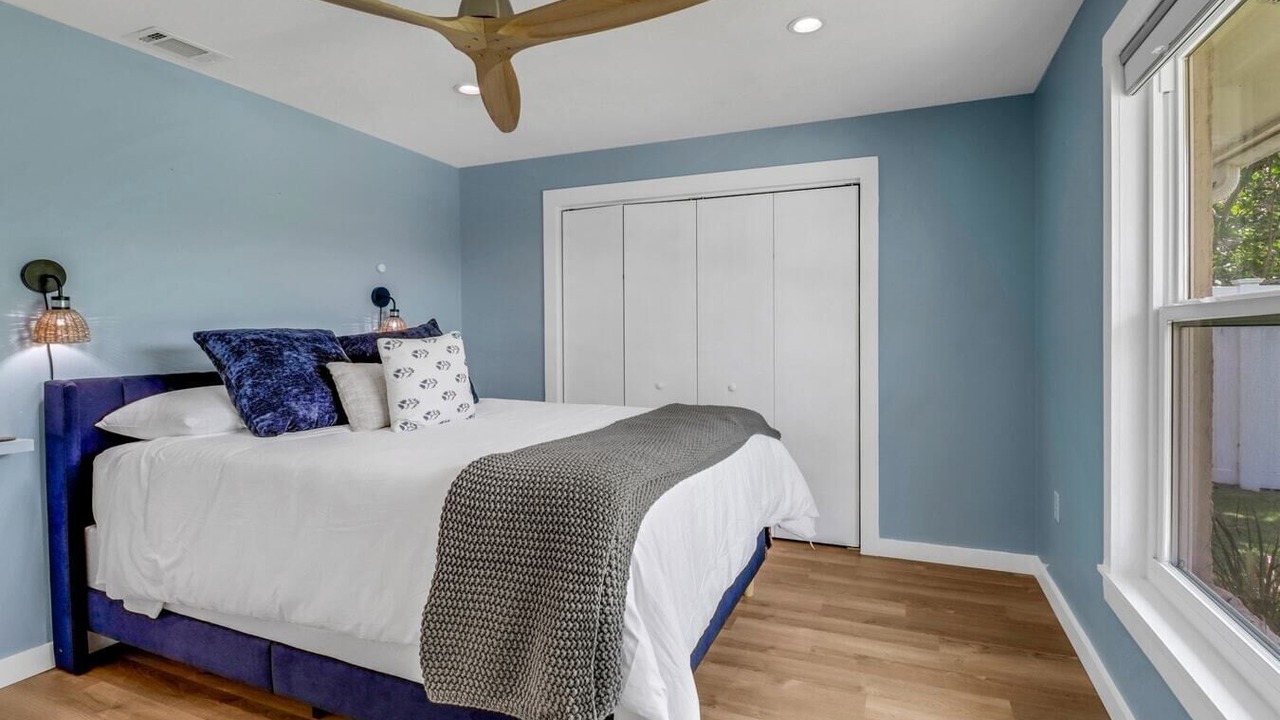 Photo of Bedroom in Central Naples