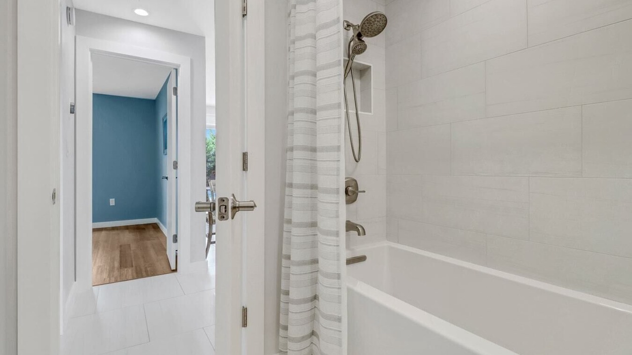 Photo of Bathroom in Central Naples