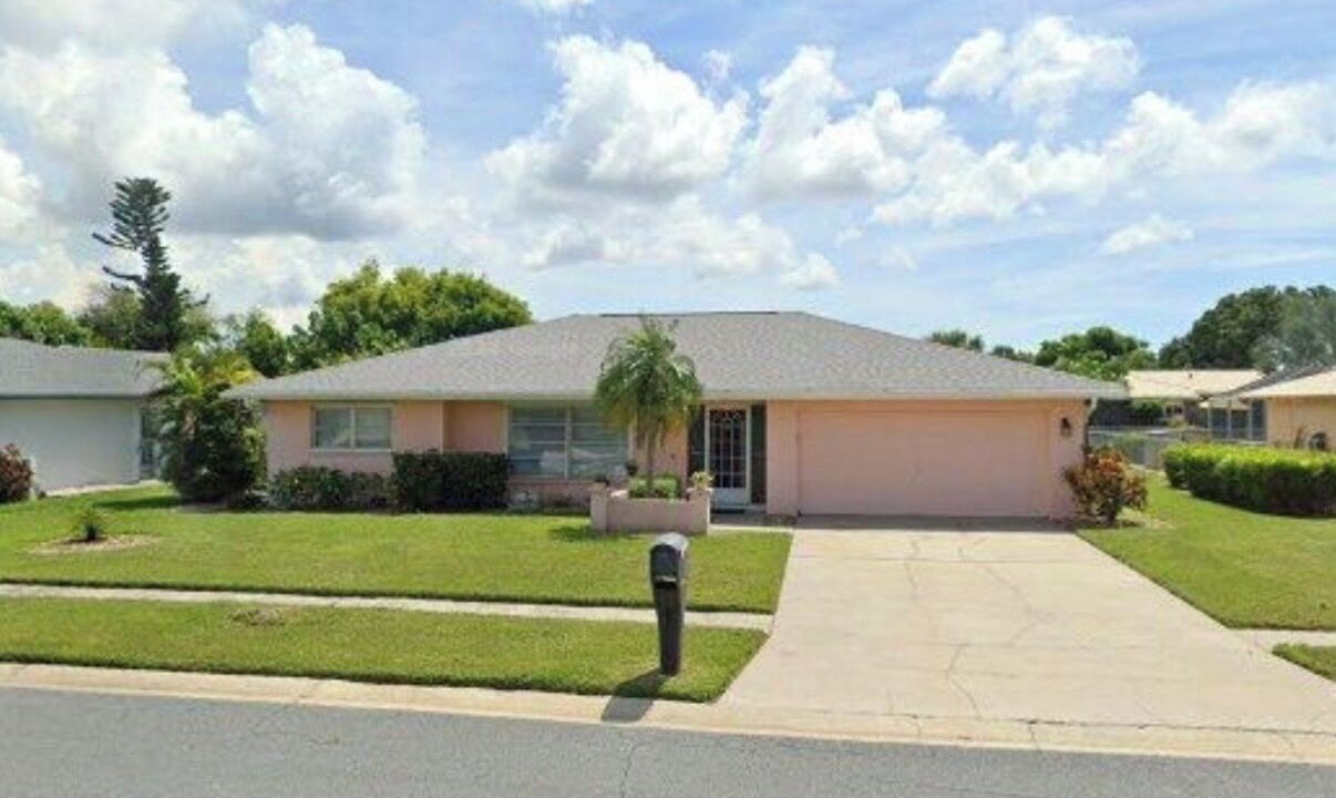 Photo of Outdoor in Cypress Lake