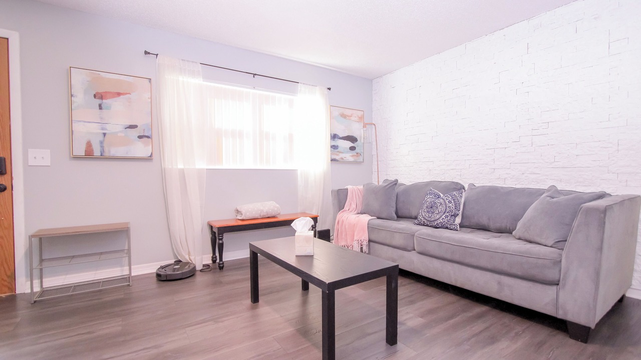 Photo of Livingroom in Riverview
