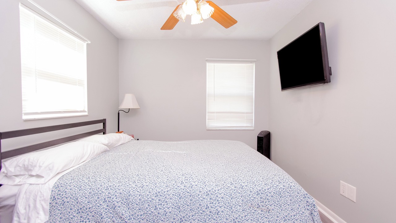 Photo of Bedroom in Riverview