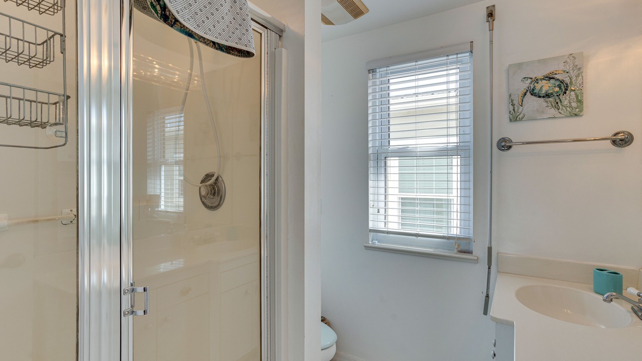 Photo of Bathroom in Nettles Island