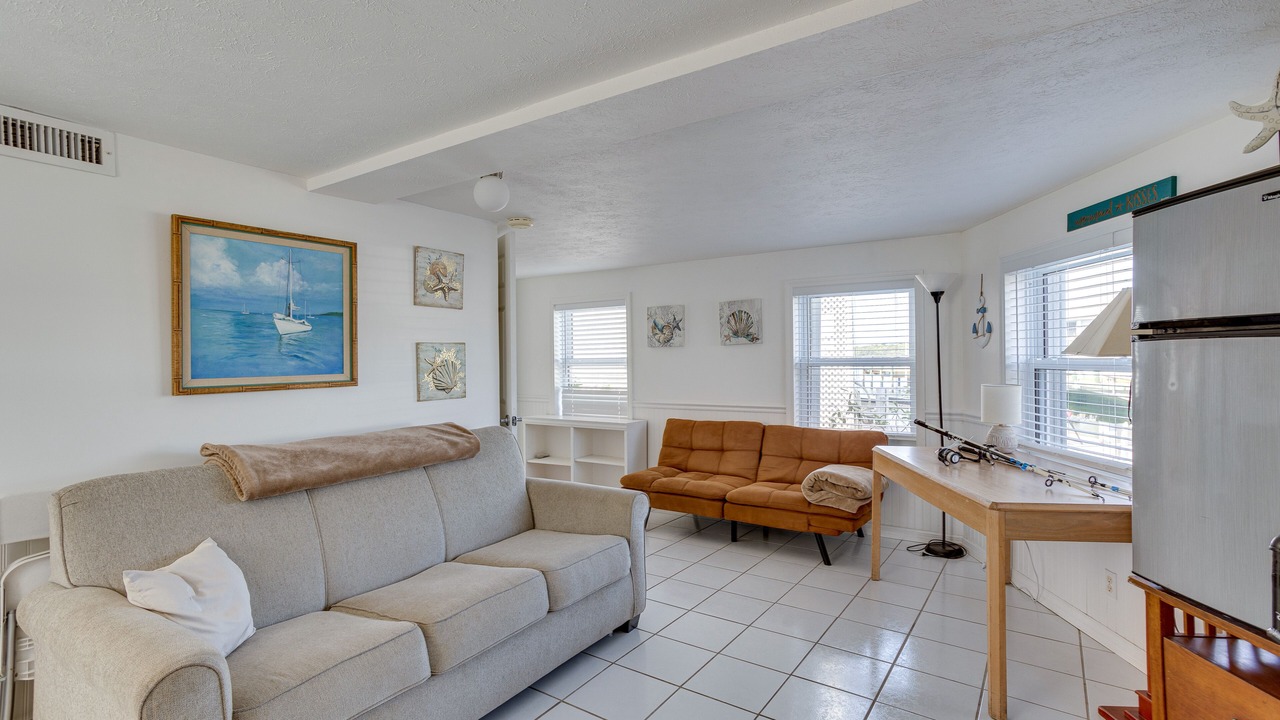Photo of Livingroom in Nettles Island