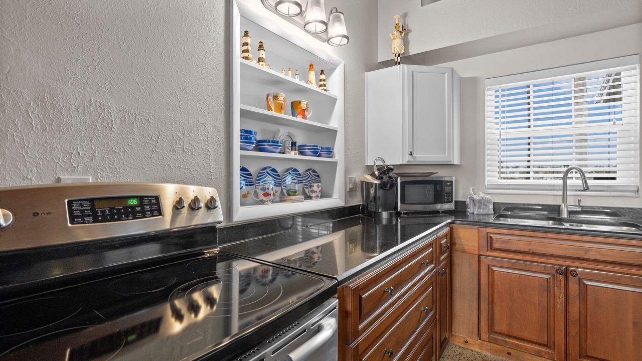 Photo of Kitchen in Yacht Club