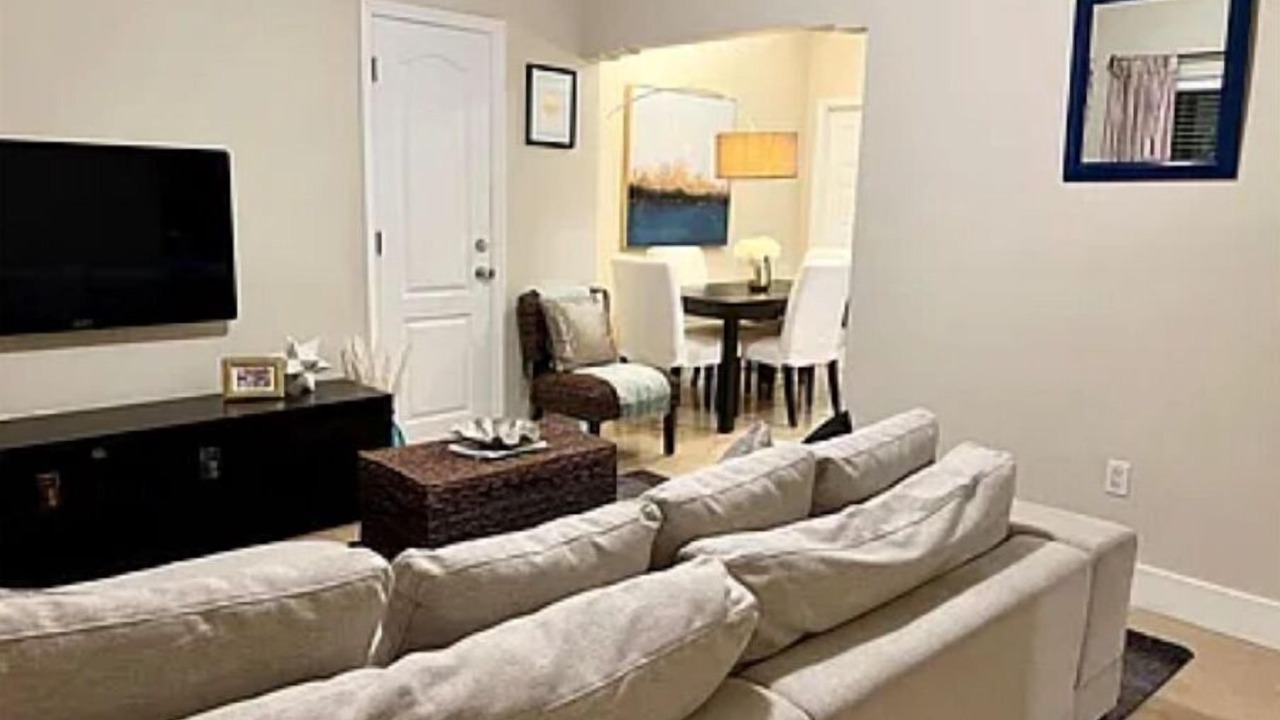 Photo of Livingroom in Northeast Miami