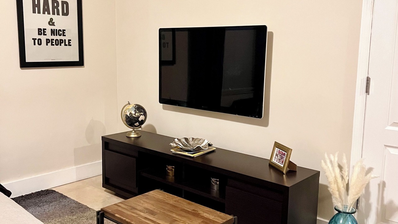 Photo of Livingroom in Northeast Miami