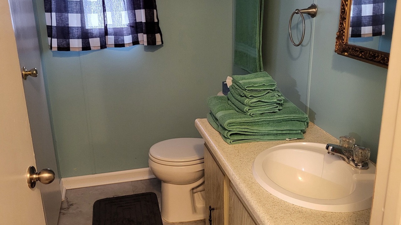 Photo of Bathroom in Betmar Acres
