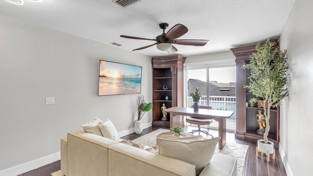 Photo of Livingroom in Trailer Estates