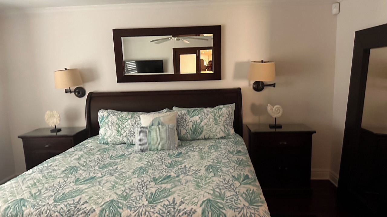 Photo of Bedroom in North Center Street