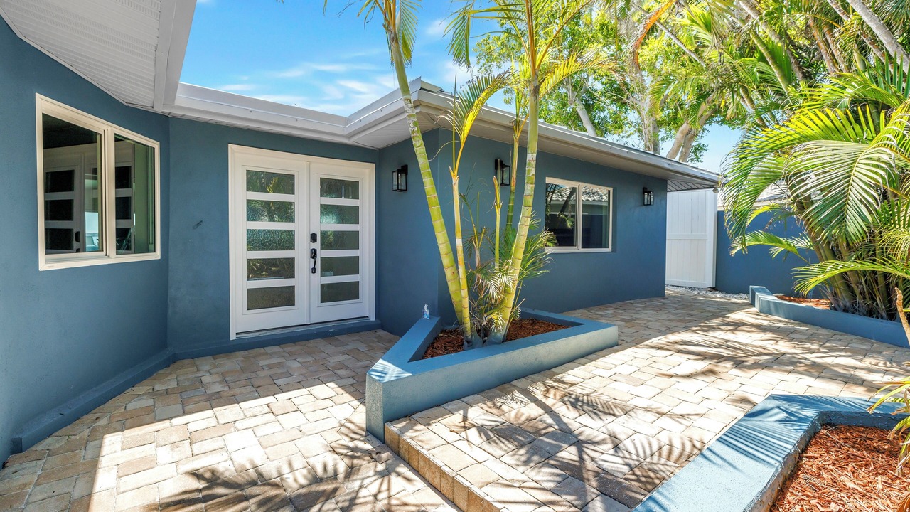 Photo of Patio Balcony in Boca Ciega Isle