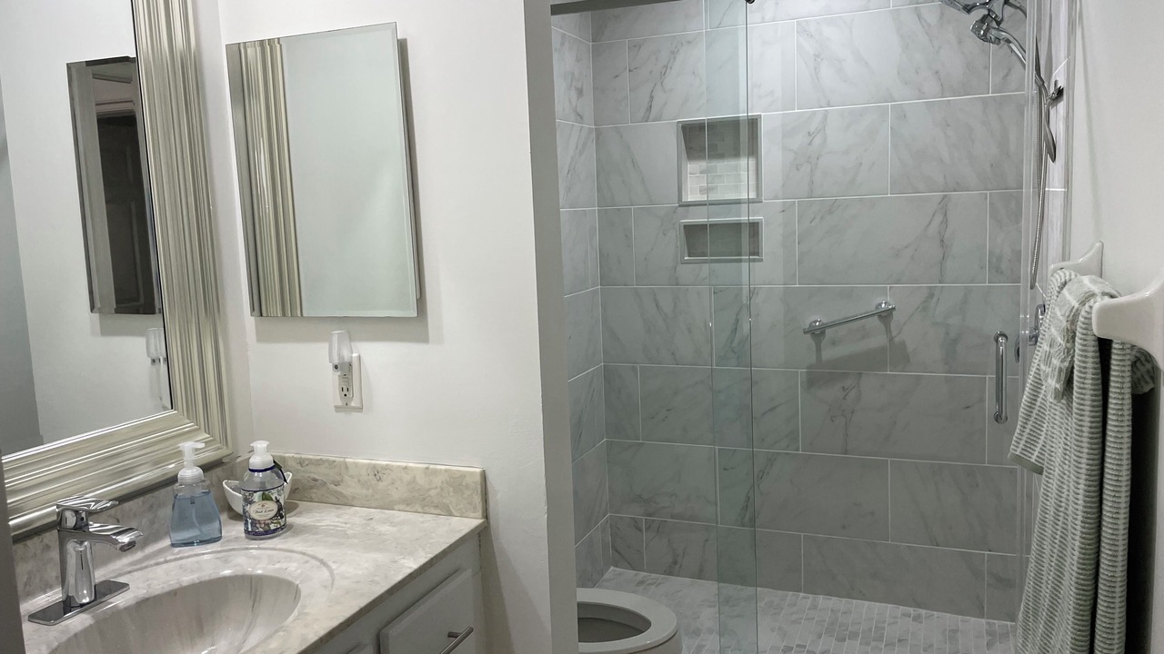 Photo of Bathroom in Estero