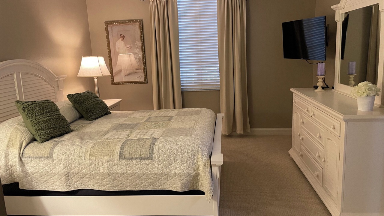 Photo of Bedroom in Estero