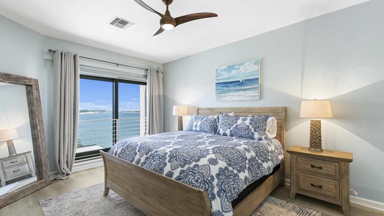 Photo of Bedroom in Isles of Capri