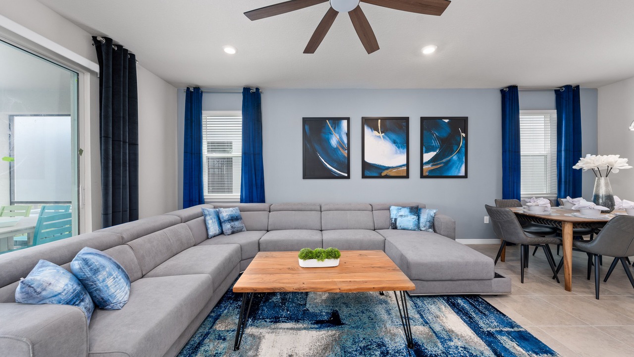 Photo of Livingroom in Davenport