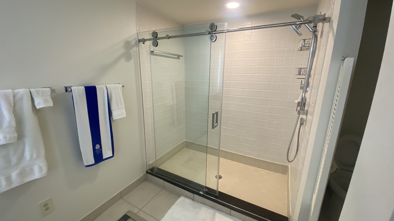 Photo of Bathroom in Grand Harbor