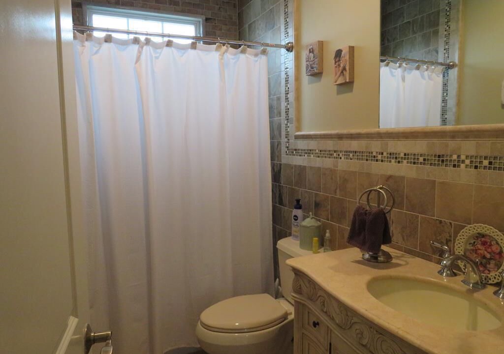 Photo of Bathroom in Beach Haven West