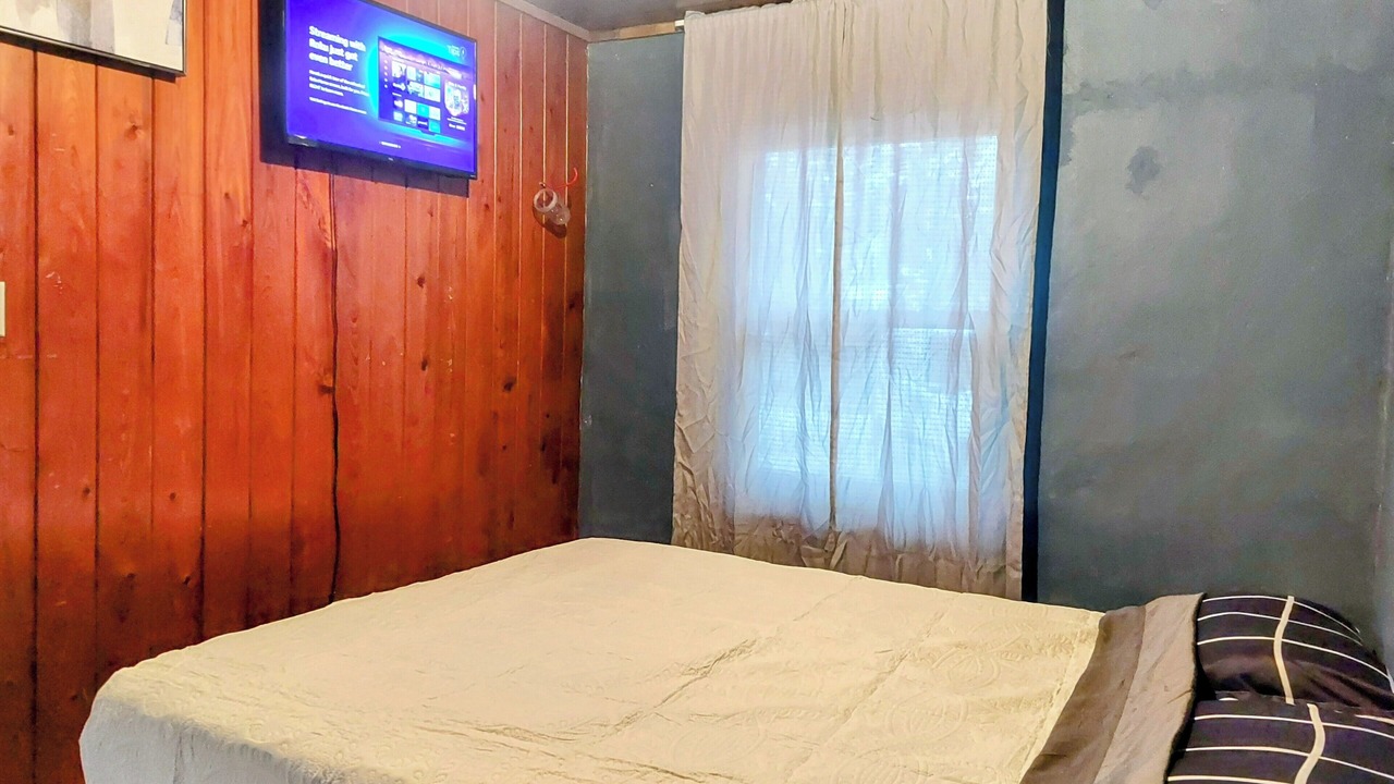 Photo of Bedroom in Tropic