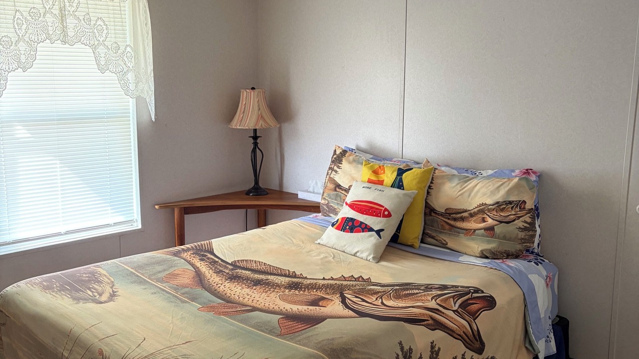 Photo of Bedroom in Taylor Creek