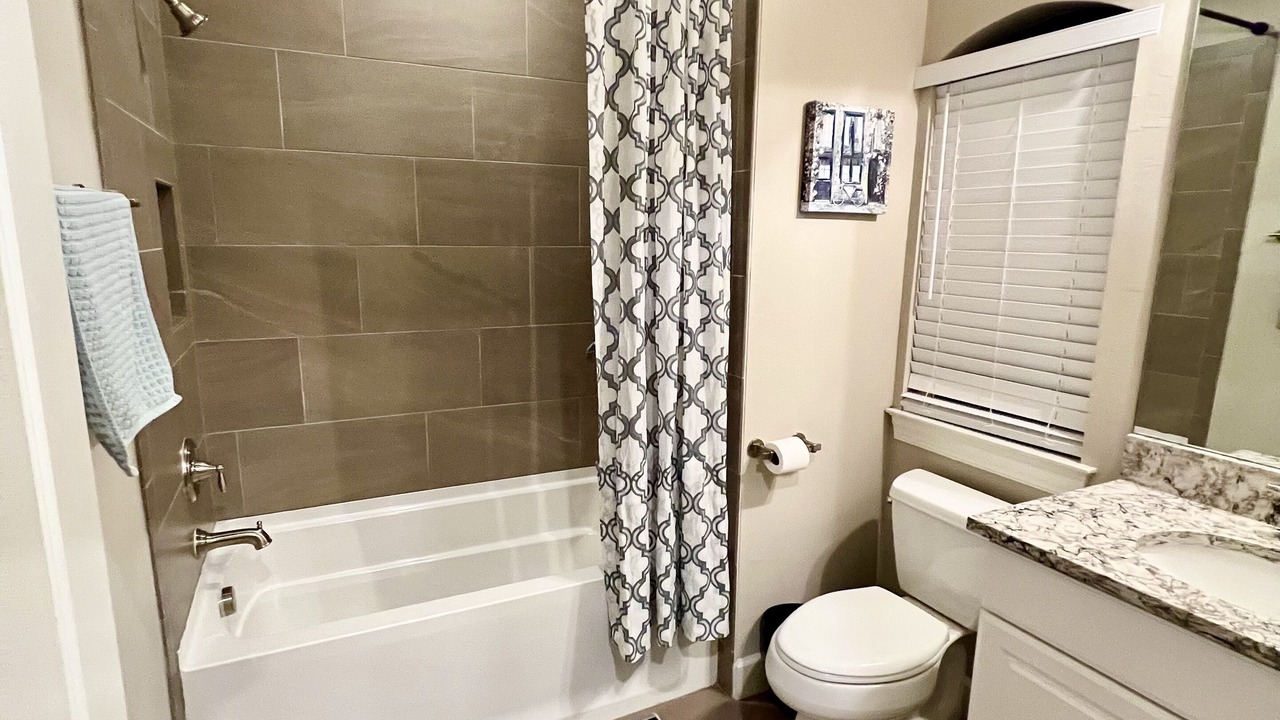 Photo of Bathroom in Naples
