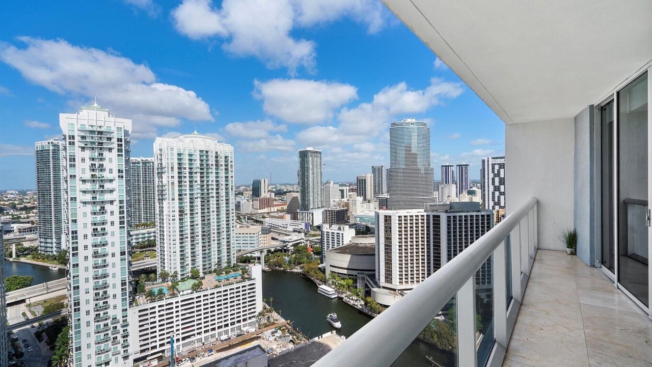 Photo of Others in Downtown Miami