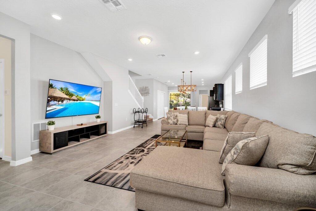 Photo of Livingroom in Davenport