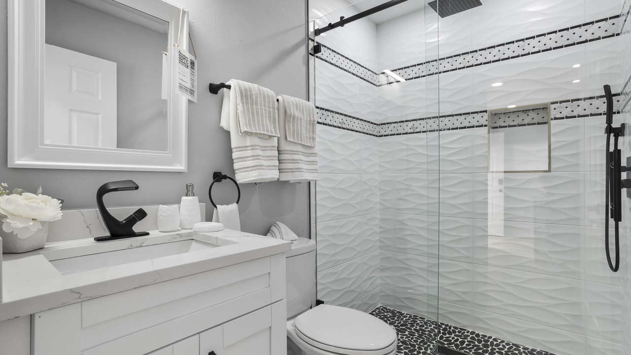 Photo of Bathroom in North Forest Hills
