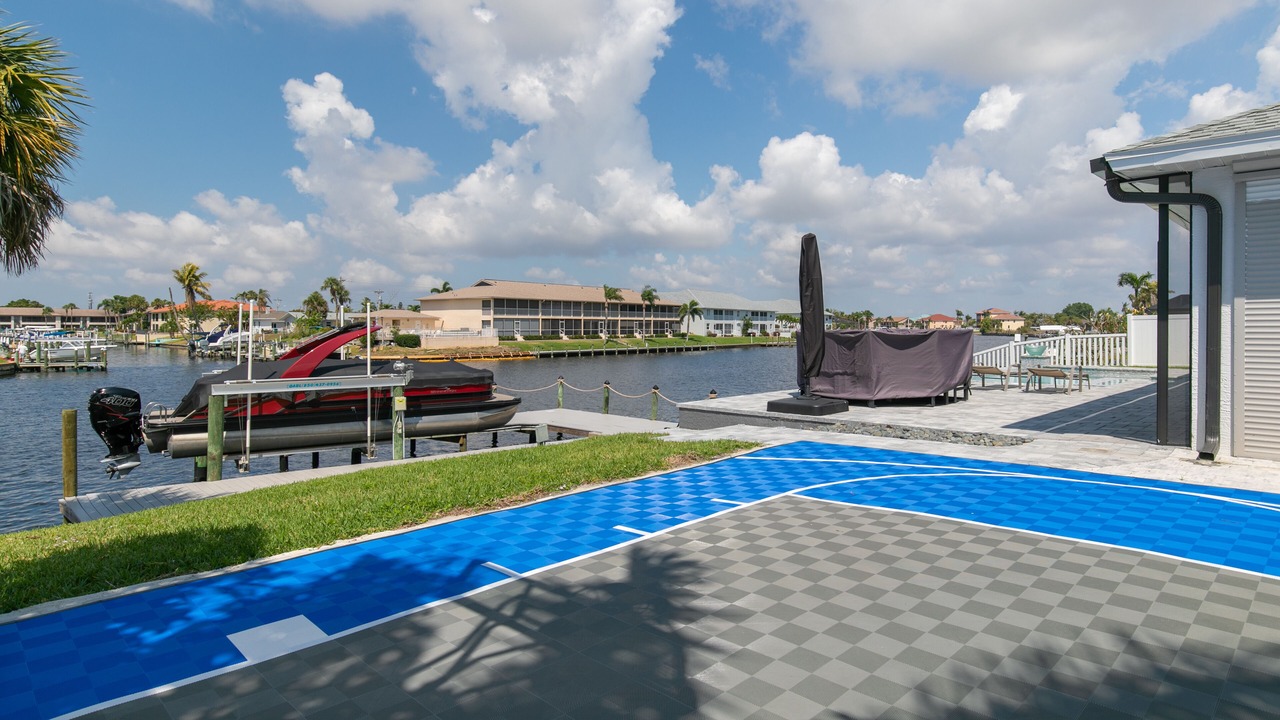 Photo of Outdoor in Caloosahatchee