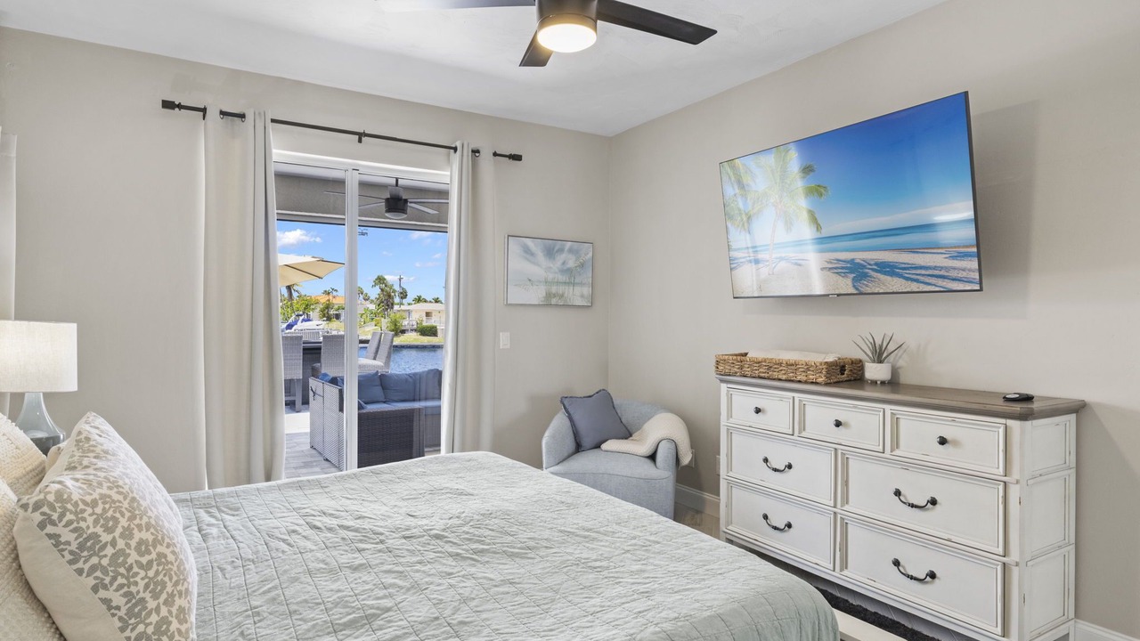 Photo of Bedroom in Caloosahatchee