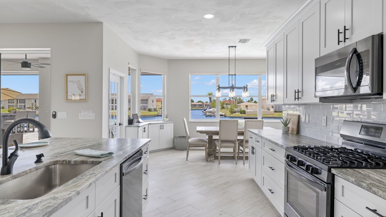 Photo of Kitchen in Caloosahatchee
