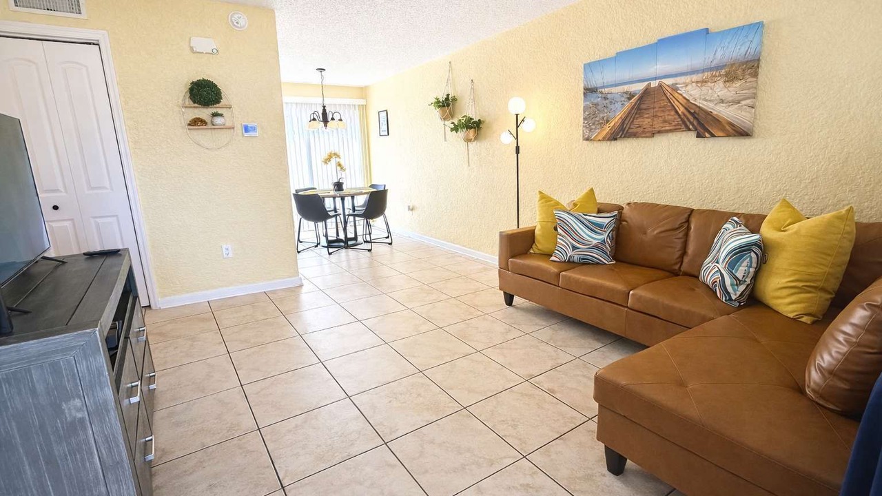 Photo of Livingroom in Indian Harbour Beach