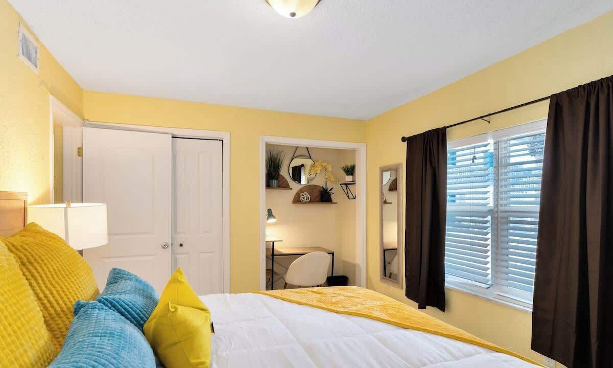 Photo of Bedroom in Indian Harbour Beach