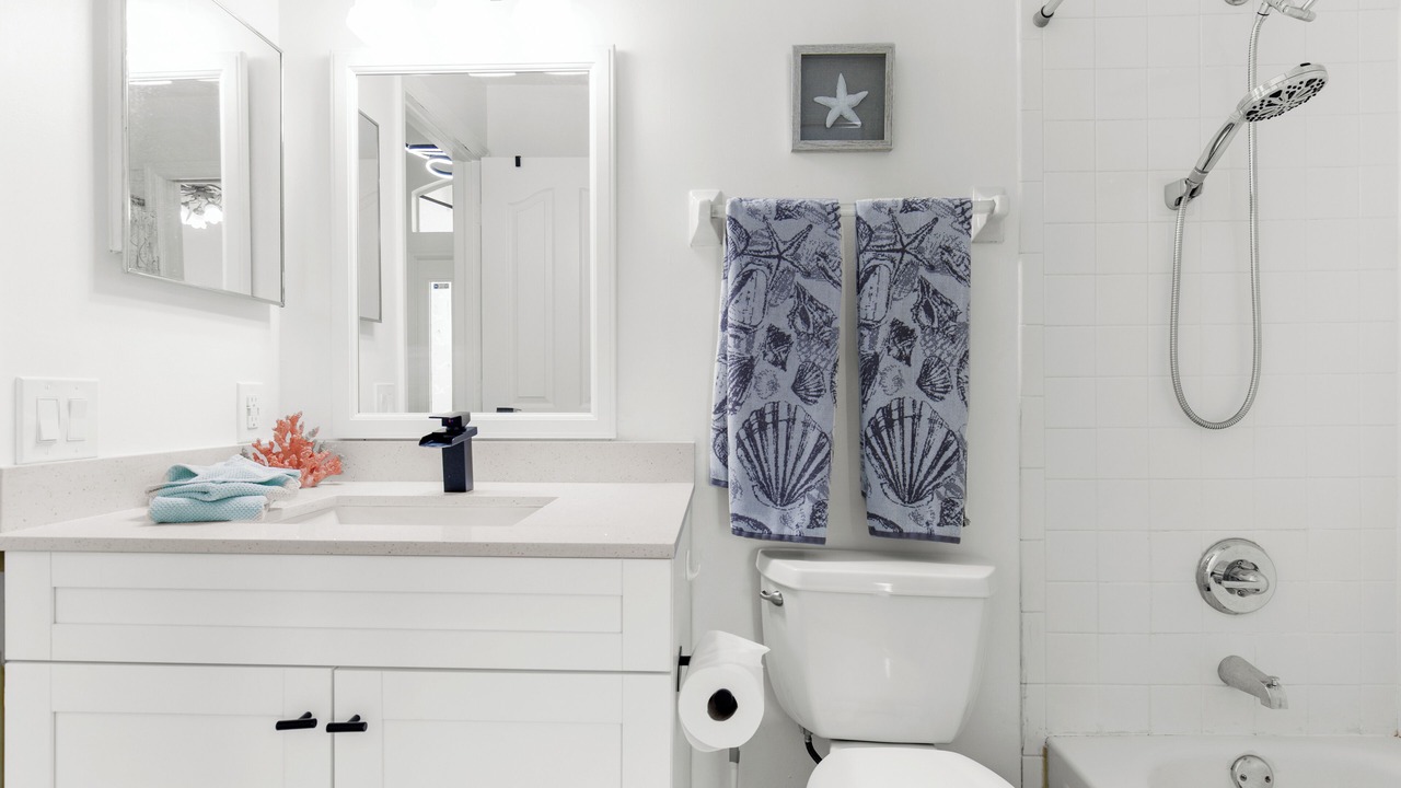 Photo of Bathroom in Naples