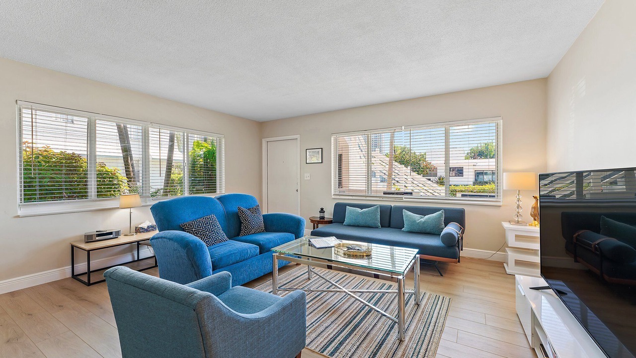 Photo of Livingroom in Singer Island