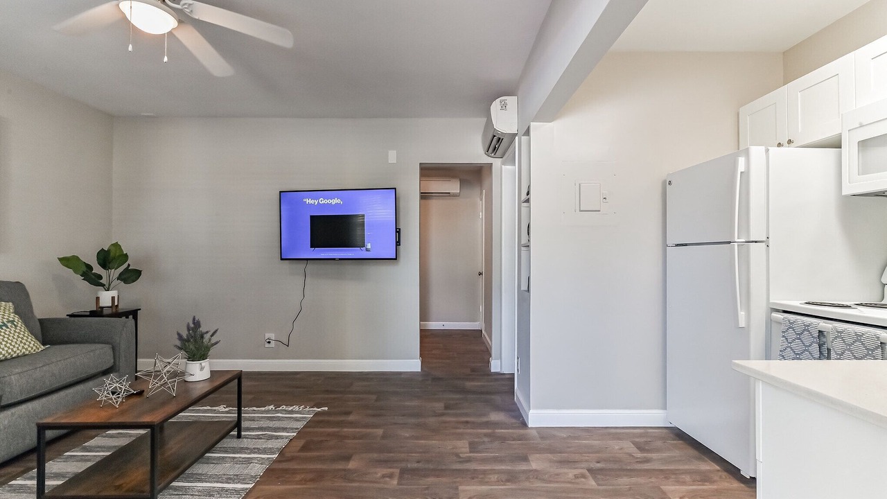 Photo of Livingroom in Palm Beach Shores
