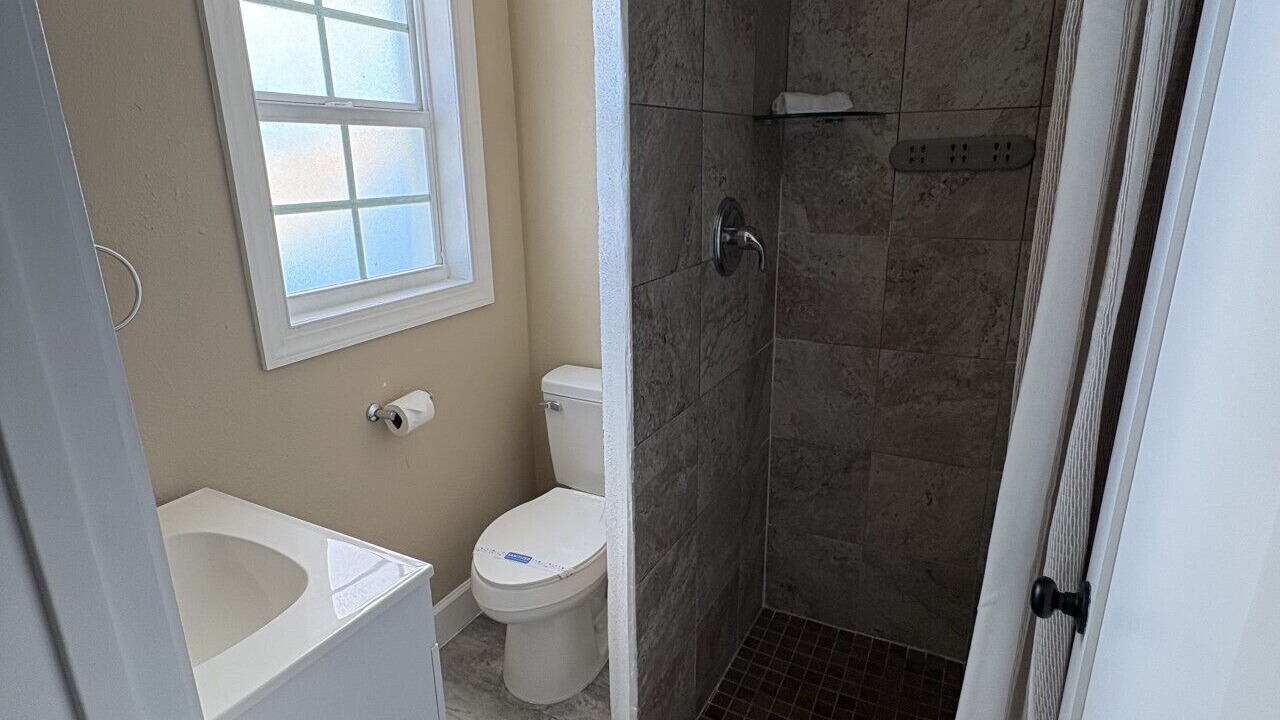 Photo of Bathroom in Sunset Beach
