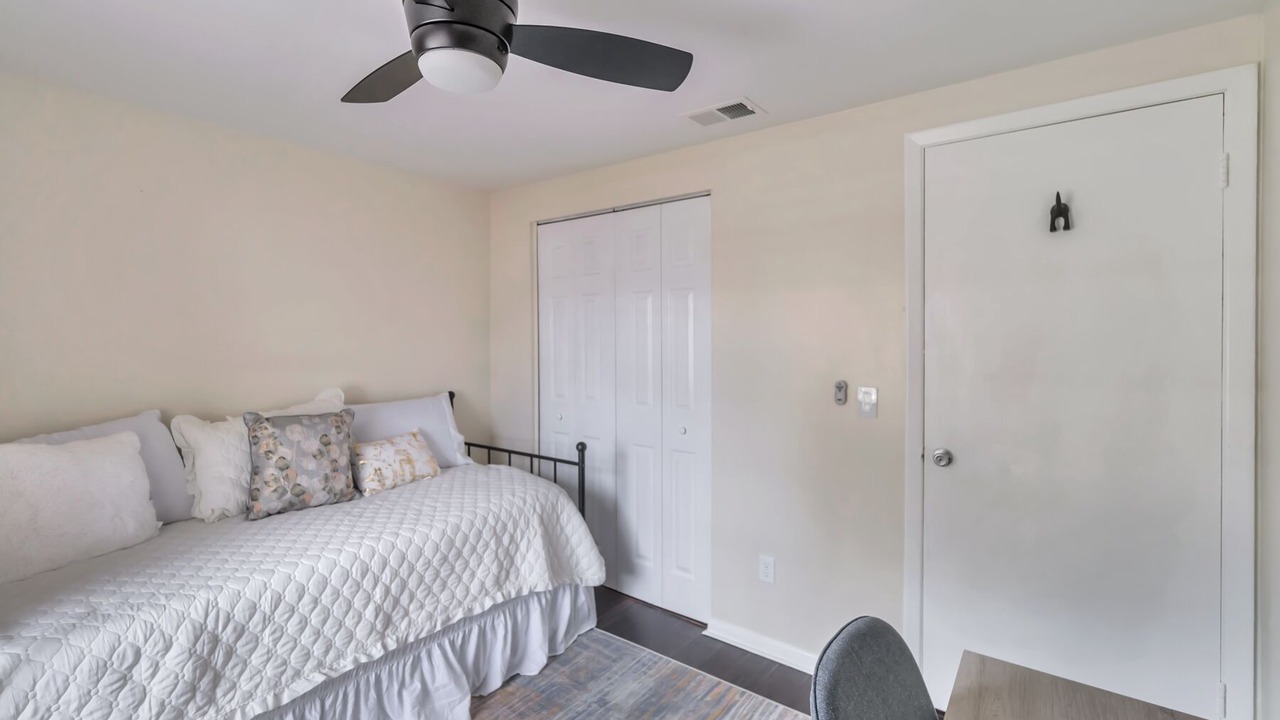 Photo of Bedroom in Citrus Park